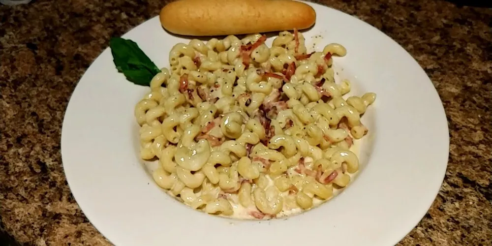 Bacon & Black Truffle Mac & Cheese